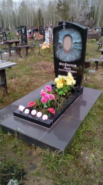 Гранитные памятники
